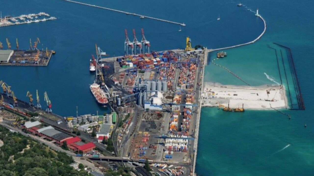 Одесский морпорт завершил стройку нового причала