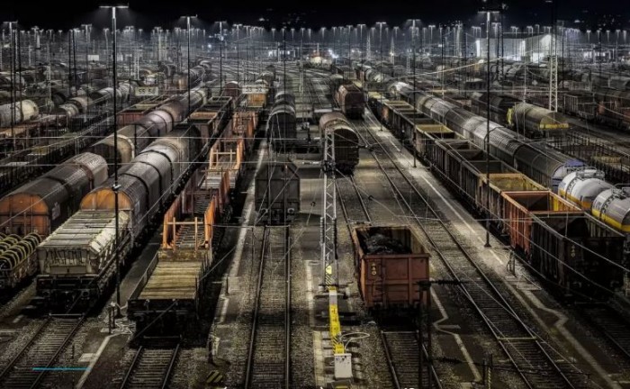 «Укрзализниця» собирается продать 20 своих заводов